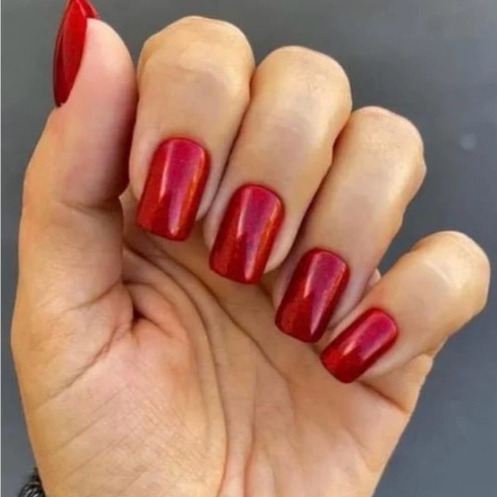 Red Aspen Nail Dashes-FLIRTY FLORELLA